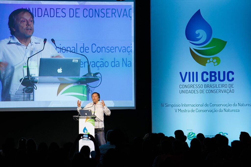 Organização de congressos corporativos e simpósios médicos e científicos - Grupo Combo.