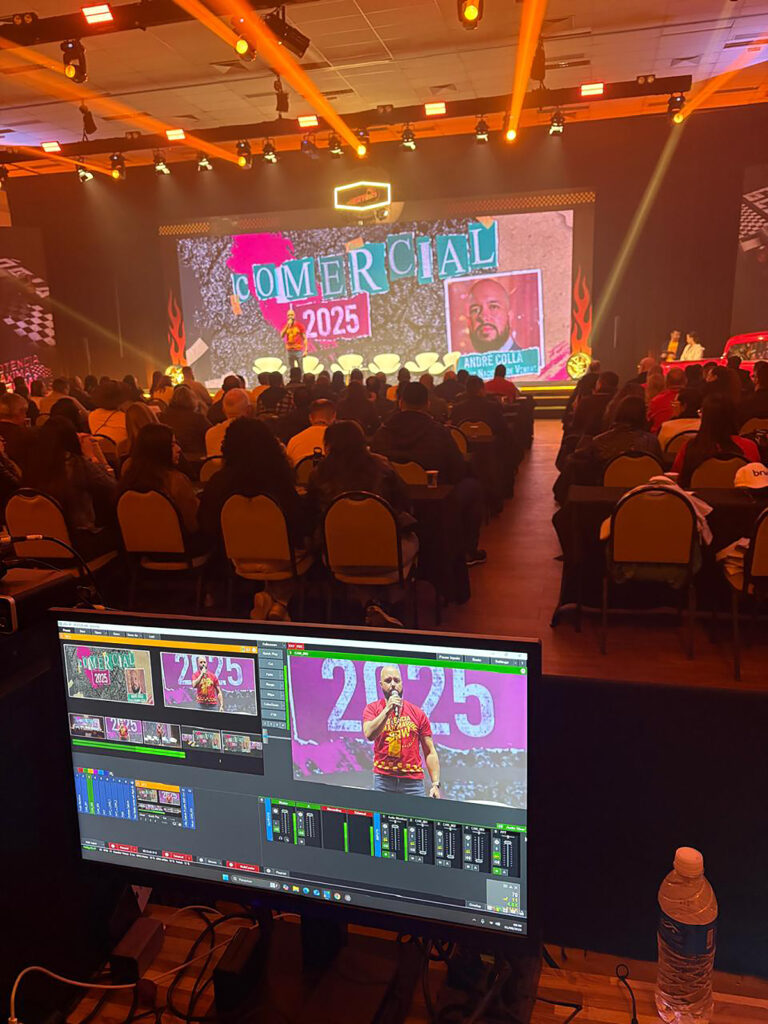 Organização de convenções de vendas de grande porte - Grupo Combo.