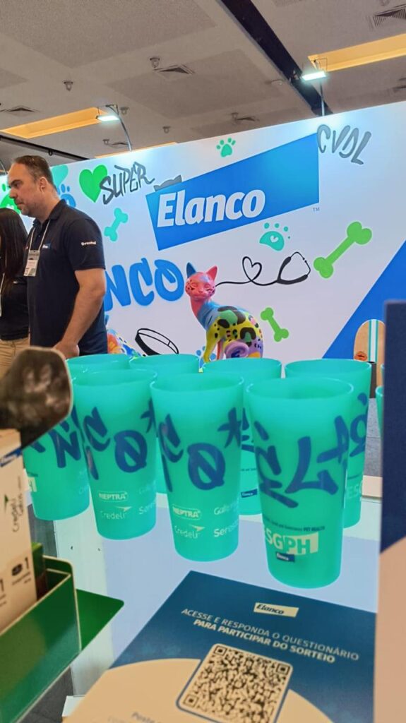 Produção e montagem de brindes corporativos personalizados - Grupo Combo.